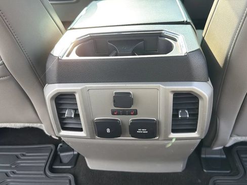 Used 2018 Ford F150 Lariat w/ Equipment Group 502A Luxury AWD/4WD image 24