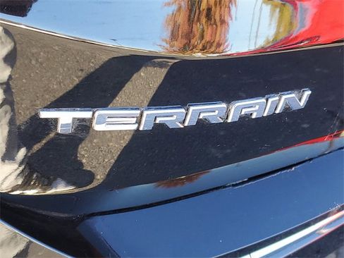 Used 2019 GMC Terrain Denali w/ LPO, Floor Liner Package image 5