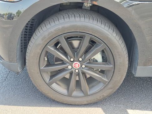 Used 2017 Jaguar F-PACE Prestige AWD/4WD image 10