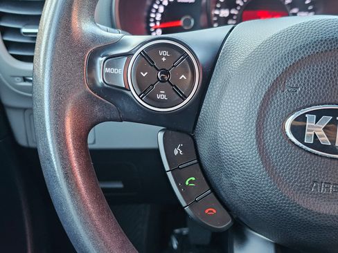 Used 2014 Kia Soul image 25