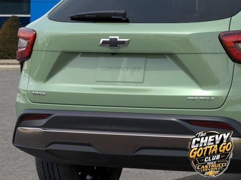 New 2026 Chevrolet Trax ACTIV w/ Sunroof Package FWD image 14