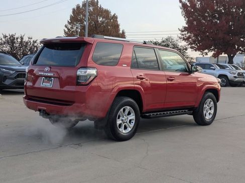 Used 2023 Toyota 4Runner SR5 Premium image 6