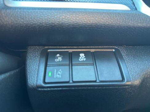 Used 2019 Honda Civic Sport image 19