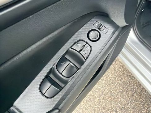 Used 2024 Nissan Altima 2.5 SV AWD/4WD image 23