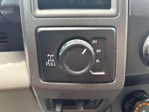 Used 2020 Ford F350 XL w/ Power Equipment Group AWD/4WD image 29