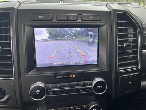 Used 2020 Ford Expedition Limited RWD image 34
