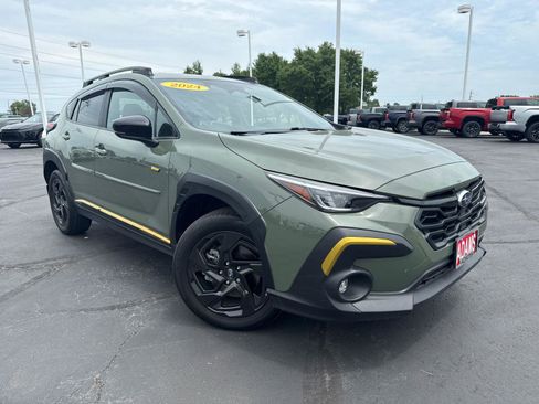 Used 2024 Subaru Crosstrek 2.5i Sport AWD/4WD image 2