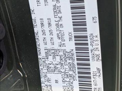 Used 2023 Toyota Tundra SR5 w/ SR5 Convenience Package image 21