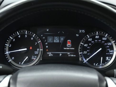 Used 2022 Toyota Highlander Limited image 28