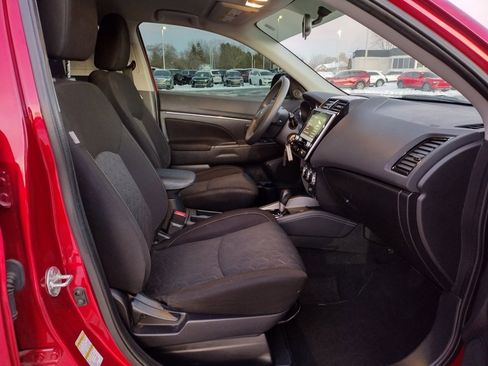 Used 2020 Mitsubishi Outlander Sport ES image 18