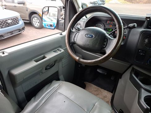 Used 2012 Ford E-250 and Econoline 250 w/ Commercial Cargo Van Pkg image 14