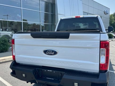 Used 2019 Ford F250 XLT AWD/4WD image 5