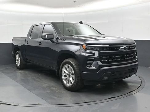 Used 2024 Chevrolet Silverado 1500 RST AWD/4WD image 1