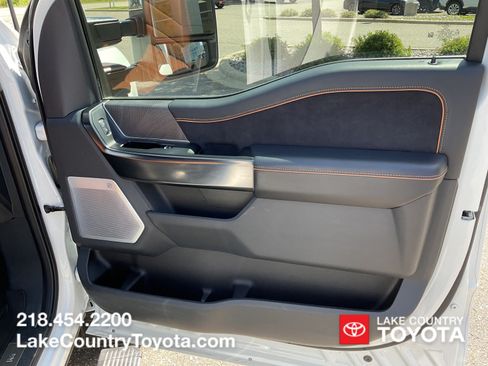 Used 2024 Ford F350 Platinum AWD/4WD image 37