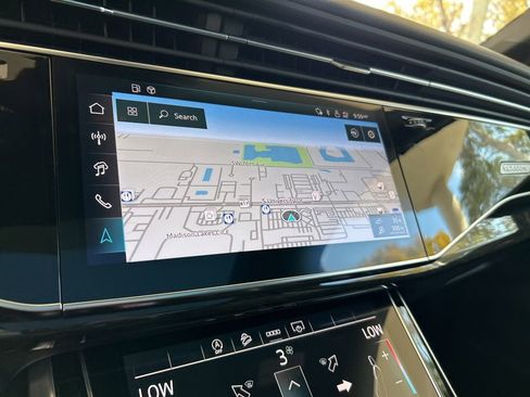 Used 2025 Audi Q7 3.0T Premium Plus image 10