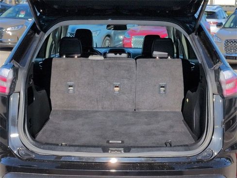 Certified 2024 Ford Edge Titanium image 13