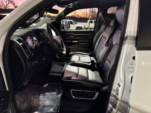 Used 2025 RAM 1500 Laramie image 15