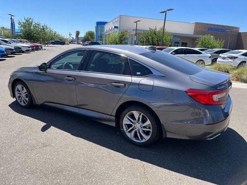 Used 2018 Honda Accord LX image 3