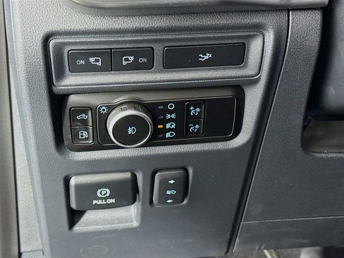 Used 2023 Ford F150 Lariat w/ Equipment Group 502A High image 11