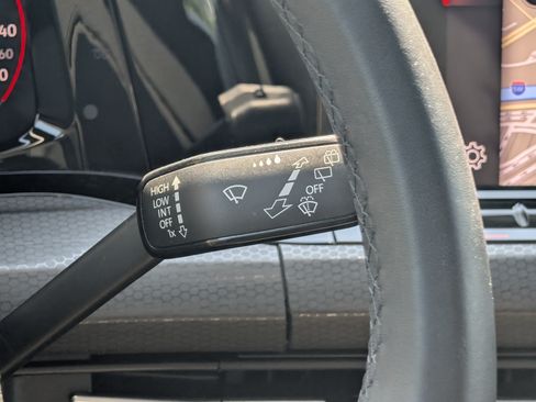 Used 2022 Volkswagen GTI SE FWD image 24
