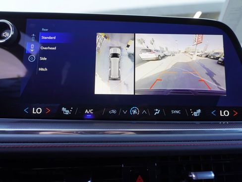 Used 2025 Chevrolet Suburban RST image 20