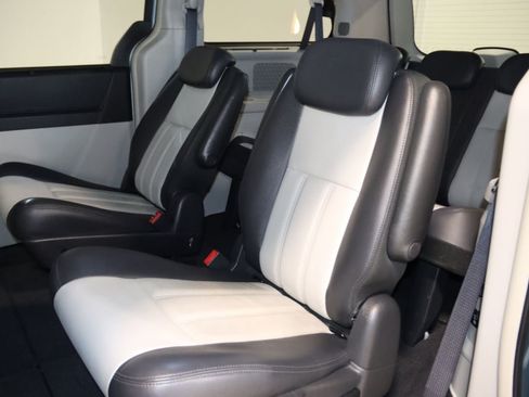 Used 2010 Chrysler Town & Country Touring Plus w/ Premium Group FWD image 52