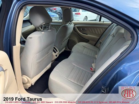 Used 2019 Ford Taurus SE FWD image 12