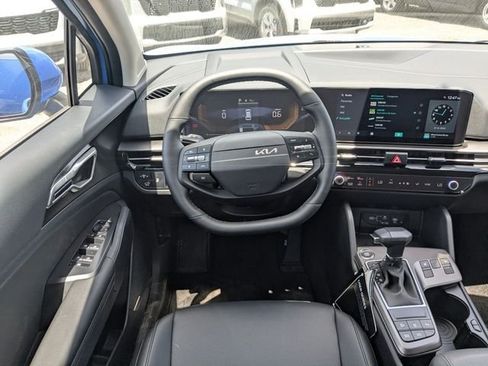 New 2026 Kia Sportage EX FWD image 18