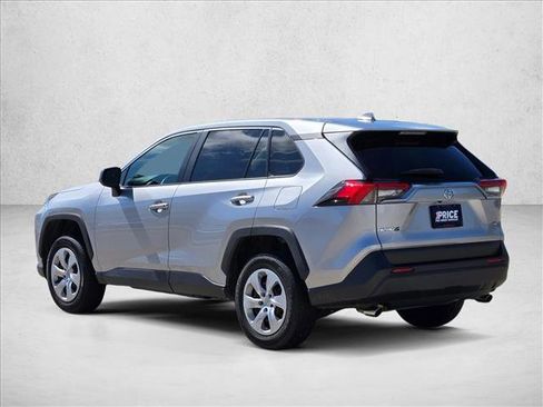 Used 2024 Toyota RAV4 LE FWD image 7