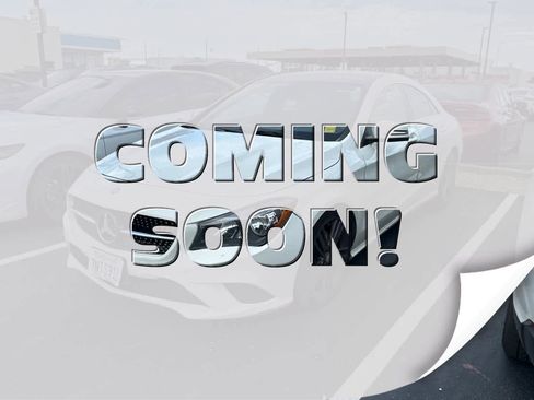 Used 2015 Mercedes-Benz CLA 250 image 1