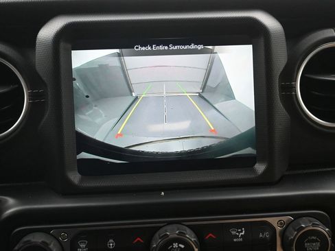 Used 2021 Jeep Wrangler Unlimited Rubicon 4xe w/ Cold Weather Group image 18