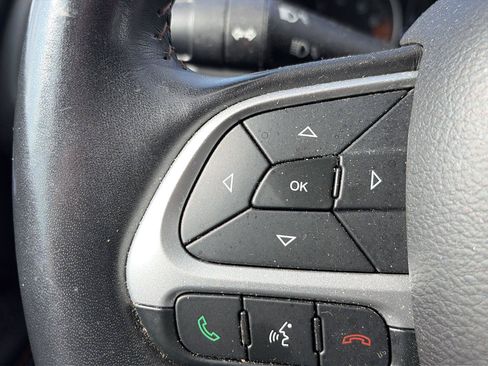 Used 2020 Jeep Compass Latitude w/ Cold Weather Group AWD/4WD image 15