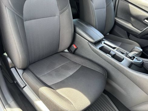 Certified 2025 Nissan Sentra SV FWD image 11