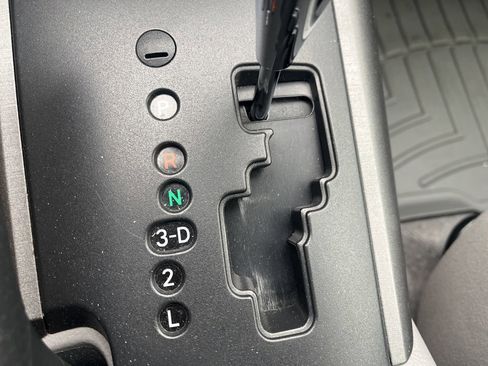 Used 2011 Toyota RAV4 2WD w/ Upgrade Value Pkg image 17