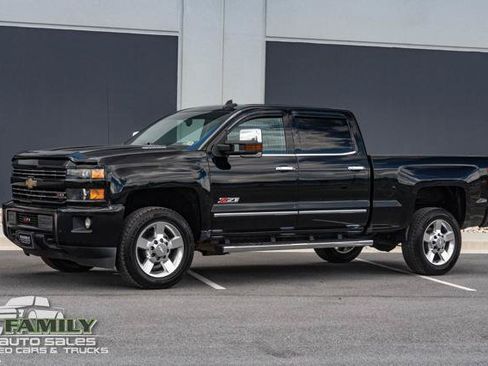 Used 2016 Chevrolet Silverado 2500 LTZ w/ Duramax Plus Package AWD/4WD image 2
