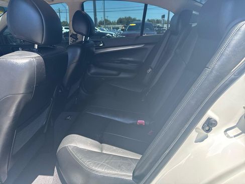 Used 2013 INFINITI G37 x Sedan w/ Premium Pkg AWD/4WD image 11