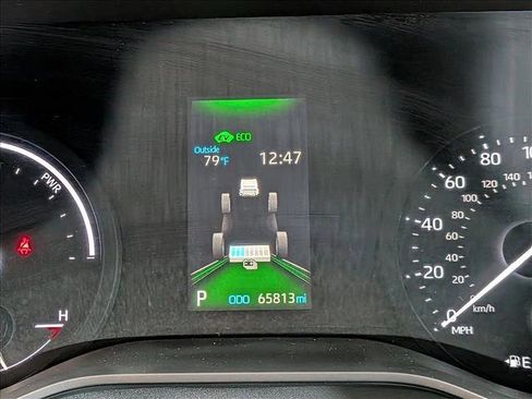 Certified 2022 Toyota Sienna XLE w/ XLE Plus Package FWD image 11