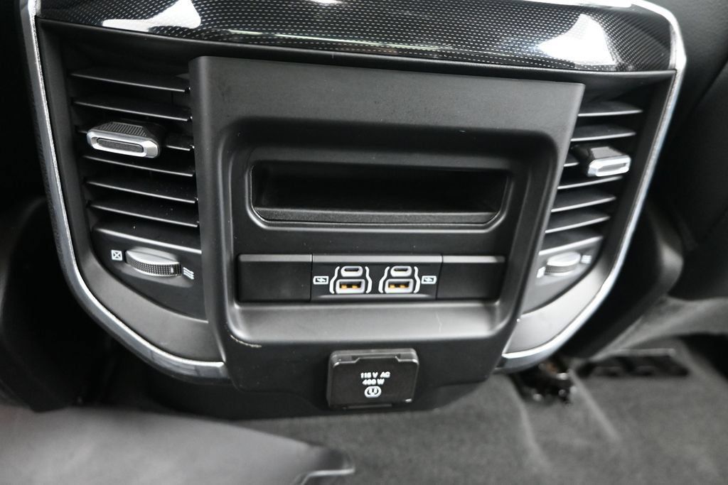Used 2022 RAM 1500 Laramie w/ Sport Appearance Package AWD/4WD image 17