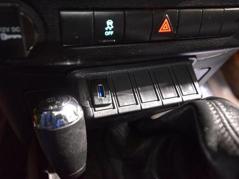 Used 2013 Jeep Wrangler Sport w/ Connectivity Group image 30