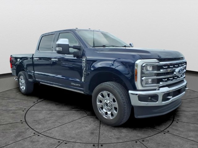 Used 2024 Ford F250 Lariat w/ Lariat Ultimate Package AWD/4WD image 3