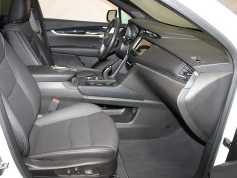Certified 2024 Cadillac XT5 Premium Luxury AWD/4WD image 14