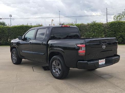 Certified 2025 Nissan Frontier SV RWD image 7