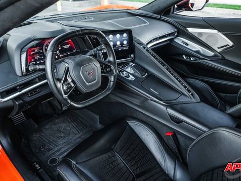 Used 2020 Chevrolet Corvette Stingray Premium Cpe w/ 3LT Preferred Equipment Group image 2