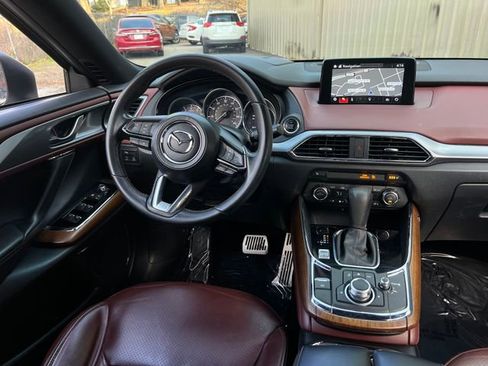 Used 2017 MAZDA CX-9 Signature image 16
