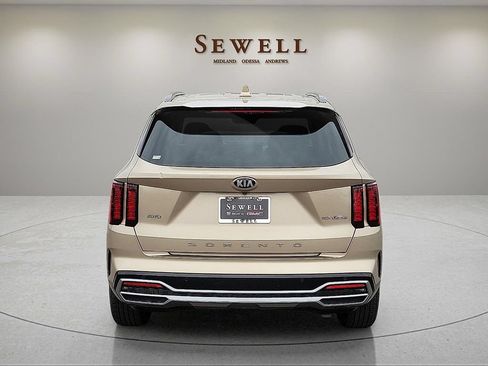 Used 2021 Kia Sorento EX AWD/4WD image 4