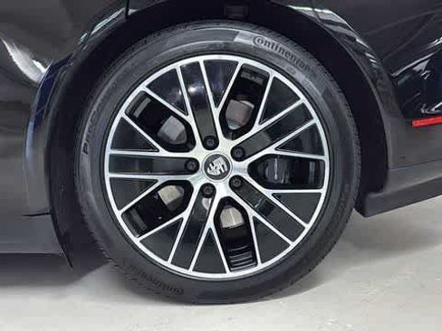 Used 2021 Porsche Taycan RWD image 11