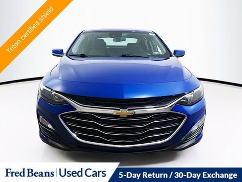 Used 2023 Chevrolet Malibu LT image 2