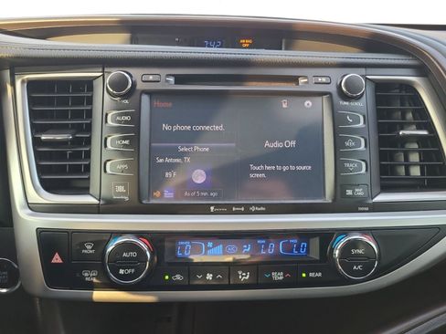 Used 2016 Toyota Highlander Limited Platinum AWD/4WD image 14