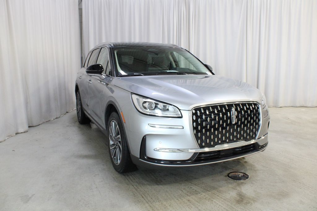 Used 2023 Lincoln Corsair Reserve w/ Equipment Group 201A AWD/4WD image 38