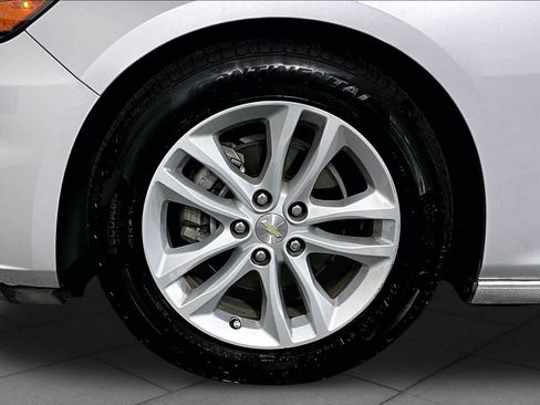 Used 2016 Chevrolet Malibu LT FWD image 10